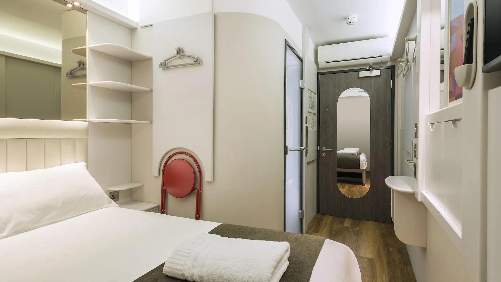 Point A Hotel London Shoreditch 3*,
